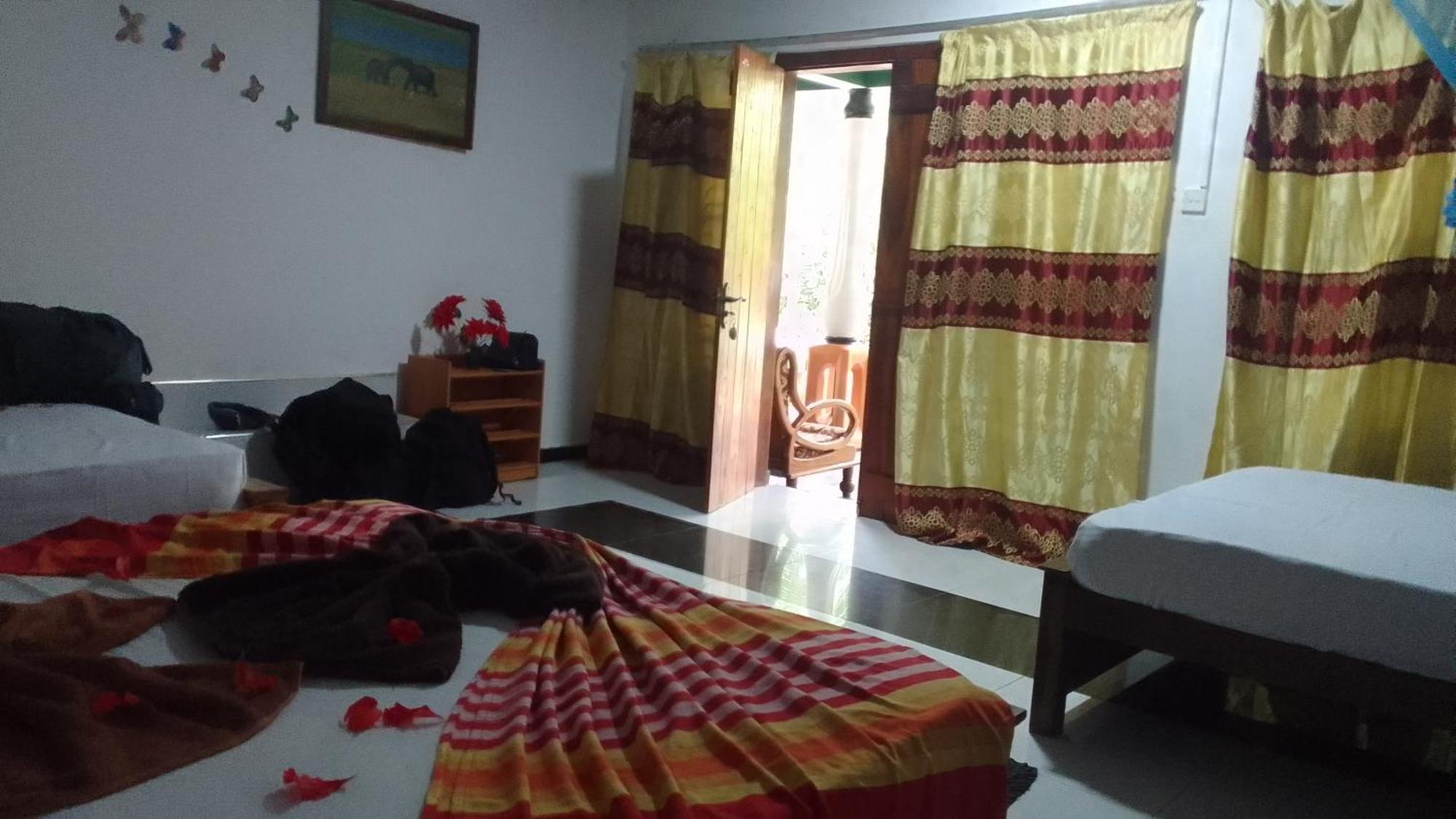 Sigiriya Village Home Stay Habitación foto